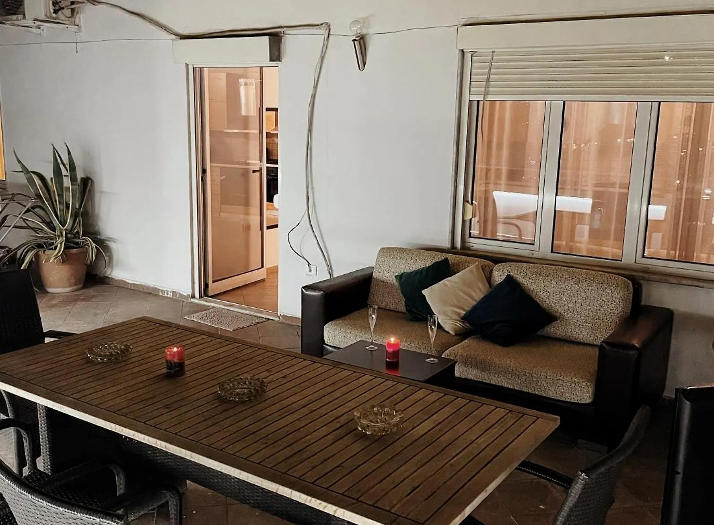 Lovely Apartment Tirana 0*,